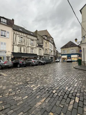 Hôtel Restaurant Campanile Senlis À proximité de l'hôtel Photos