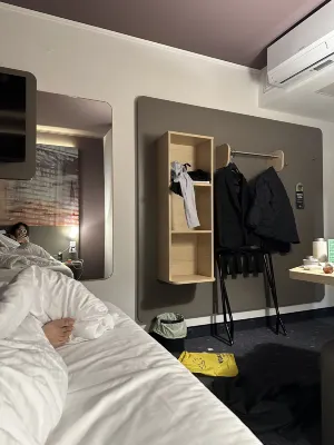 이비스 호텔 함부르크 에어포트 객실 Photos