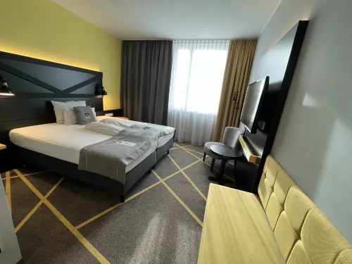 Holiday Inn - the niu, Fury Aschheim Messe Huoneet Photos