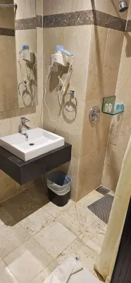 Pacific Palace Hotel Kamar Photos