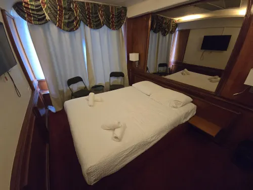Rembrandtplein Hotel Rooms Photos