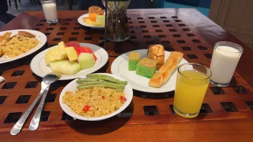 The Royale Krakatau Hotel Makanan Photos