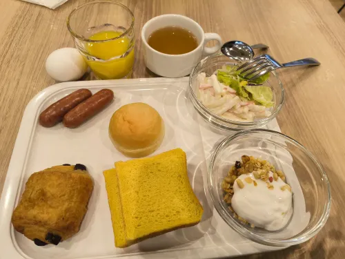 Hotel Lumiere Nishikasai Makanan Photos