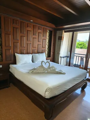 JJ Residence Rooms Photos