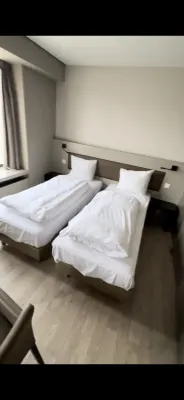 Castelnou Aparthotel Camere Photos