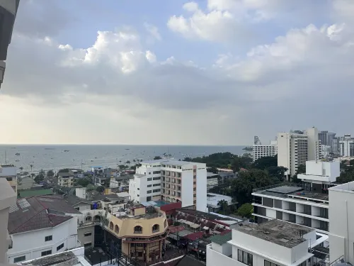 Sunbeam Hotel Pattaya Рядом с отелем Photos