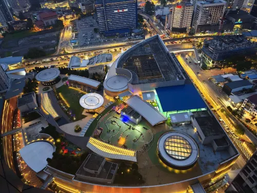 Lucentia Residence at Kuala Lumpur by Dreamcloud 호텔 주변 Photos