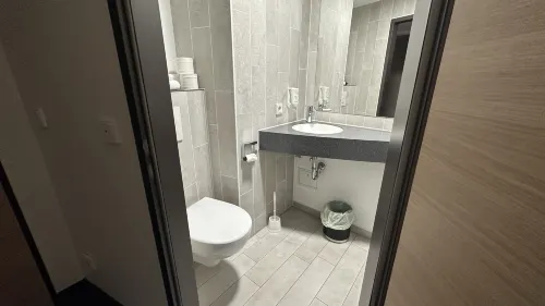 B&B HOTEL Würzburg-City Camere Photos