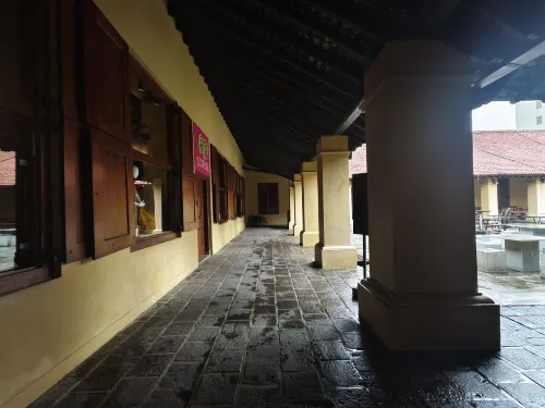 Fairway Colombo - Sri Lanka's First Hotel With Robot Technology Photos