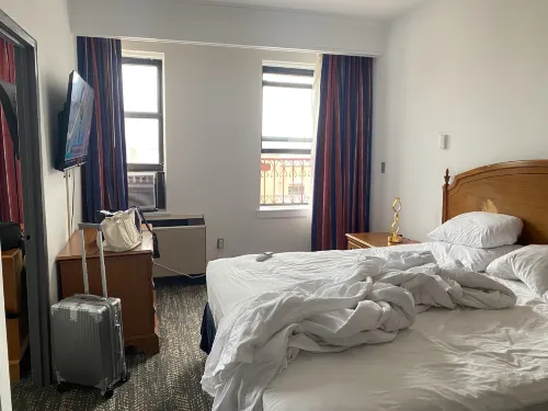 Ramada by Wyndham Jersey City Kamar Photos
