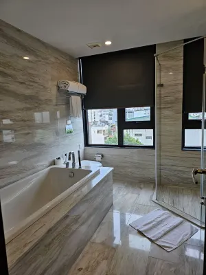 The Oriental Jade Hotel Rooms Photos