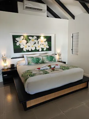 Lomani Island Resort & Spa Rooms Photos