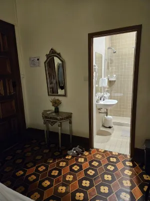 Sant Jordi Hostels Lisbon Rooms Photos