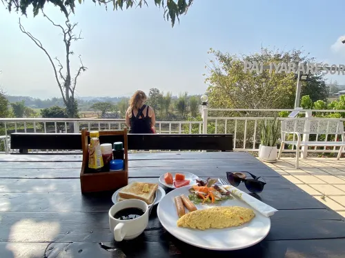 Pai Iyara Resort Mahlzeiten Photos