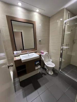 Quality Hotel Ambassador Perth Camere Photos