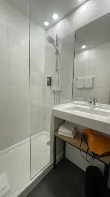 LOGINN Hotel Leipzig By ACHAT Zimmer Photos