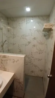 The Golden Bay Hotel Batam Camere Photos