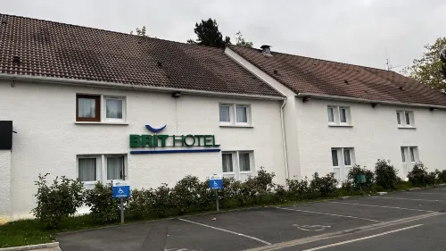 Brit Hotel Caen Nord - Mémorial Außen Photos