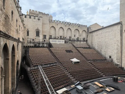 Aparthotel Adagio Access Avignon Near Hotel Photos