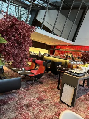 Park Plaza London Riverbank Restauration Photos