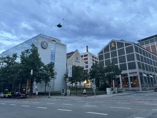 Elaya Hotel Munich City Exterior Photos
