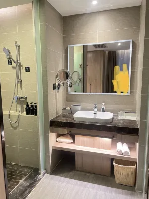 Atour Hotel (Baoji Administration Center, High-speed Railway South Station) Kamar Photos