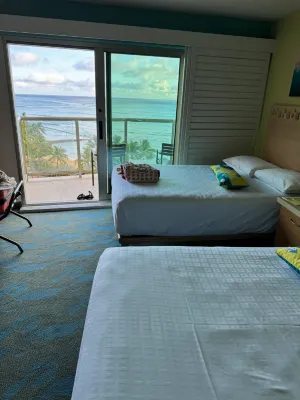 Aston Waikiki Circle Hotel Rooms Photos