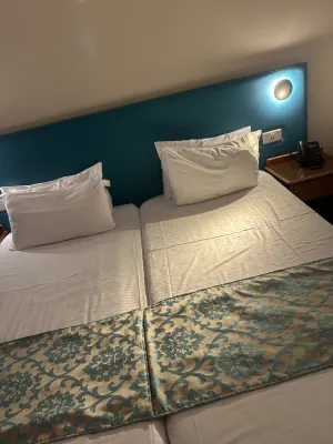 Pergola Hotel & Spa Kamar Photos