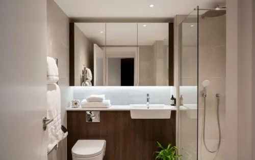 Cove - Landmark Pinnacle Rooms Photos