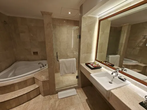 Hotel Nikko Bali Benoa Beach Kamar Photos