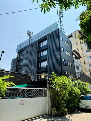 Collection O Bangkok Huaikwang formerly RQ Hotel Exterior Photos