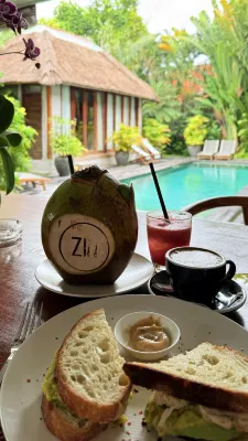 Zin Berawa Villas & Bungalows Restauration Photos