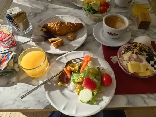 DoubleTree by Hilton Milan Restauration Photos