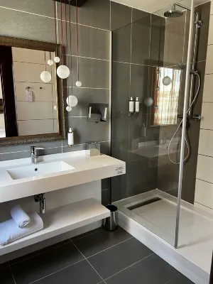 Hôtel Mercure Lyon Centre - Gare Part-Dieu Rooms Photos