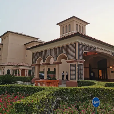 The Ritz-Carlton, Dubai Экстерьер Photos