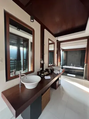 The Kayana Seminyak   Kamar Photos