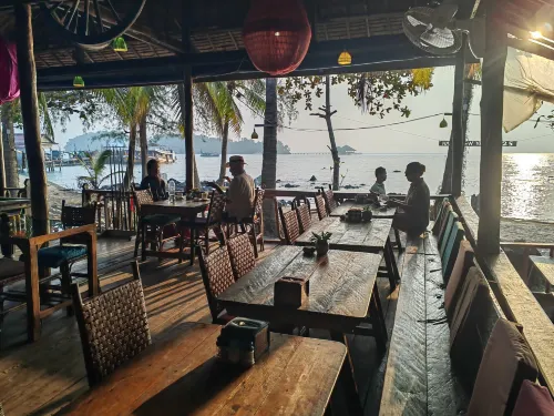 Palm Beach Bungalow Resort Photos