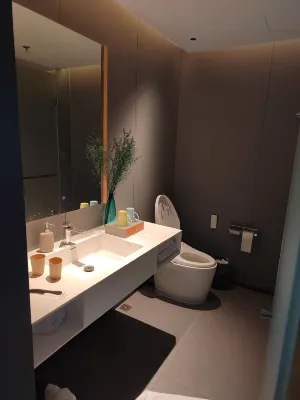 Hampton by Hilton Jiaxing Canal Rooms Photos