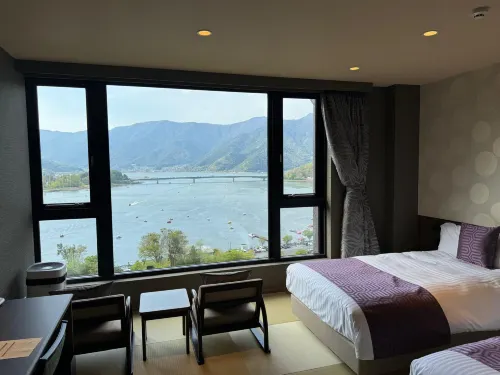 Rakuyu Camere Photos