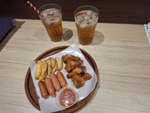 FOX Lite Hotel Grogol Jakarta Makanan Photos