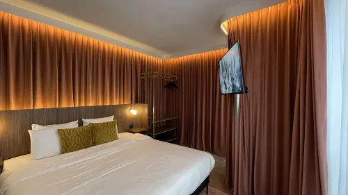 The Scott Hotel Brussels Rooms Photos