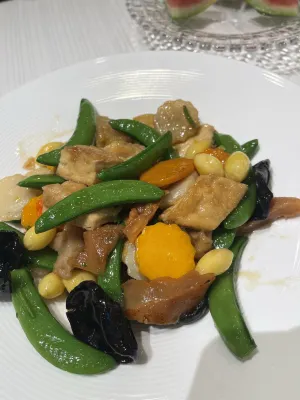 Hi Cozy International Youth Hostel (Nanjing East Road And The Bund) Dining Photos