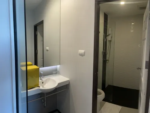 Z Sleep Hotel Kamar Photos