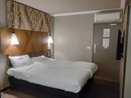 Ibis London Stratford Rooms Photos