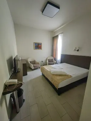 Yerevan Deluxe Hotel Rooms Photos