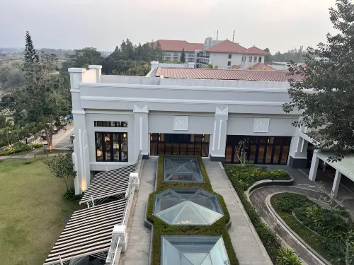 Mason Pine Hotel Bandung Area Publik Photos