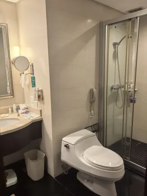 Holiday Inn Donghua Shenzhen Kamar Photos