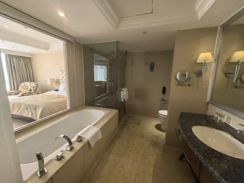 Oriental Jianguo Hotel Kamar Photos