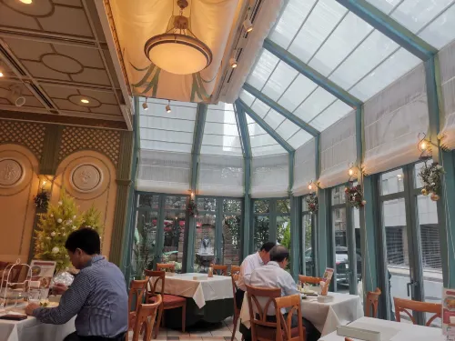 Hotel Monterey Lasoeur Ginza Photos