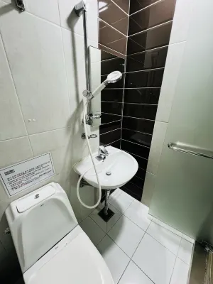 KSTAR METRO Hotel Rooms Photos